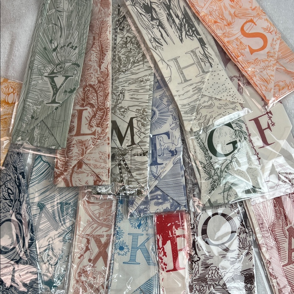 Purse Alphabet Scarves,